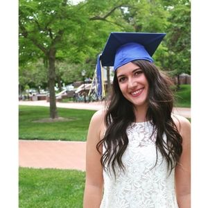 Meet your Posher, Briana